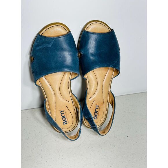Born Woman&#39;s Kibbee Flat Sandals Navy 7 - Picture 6 of 8